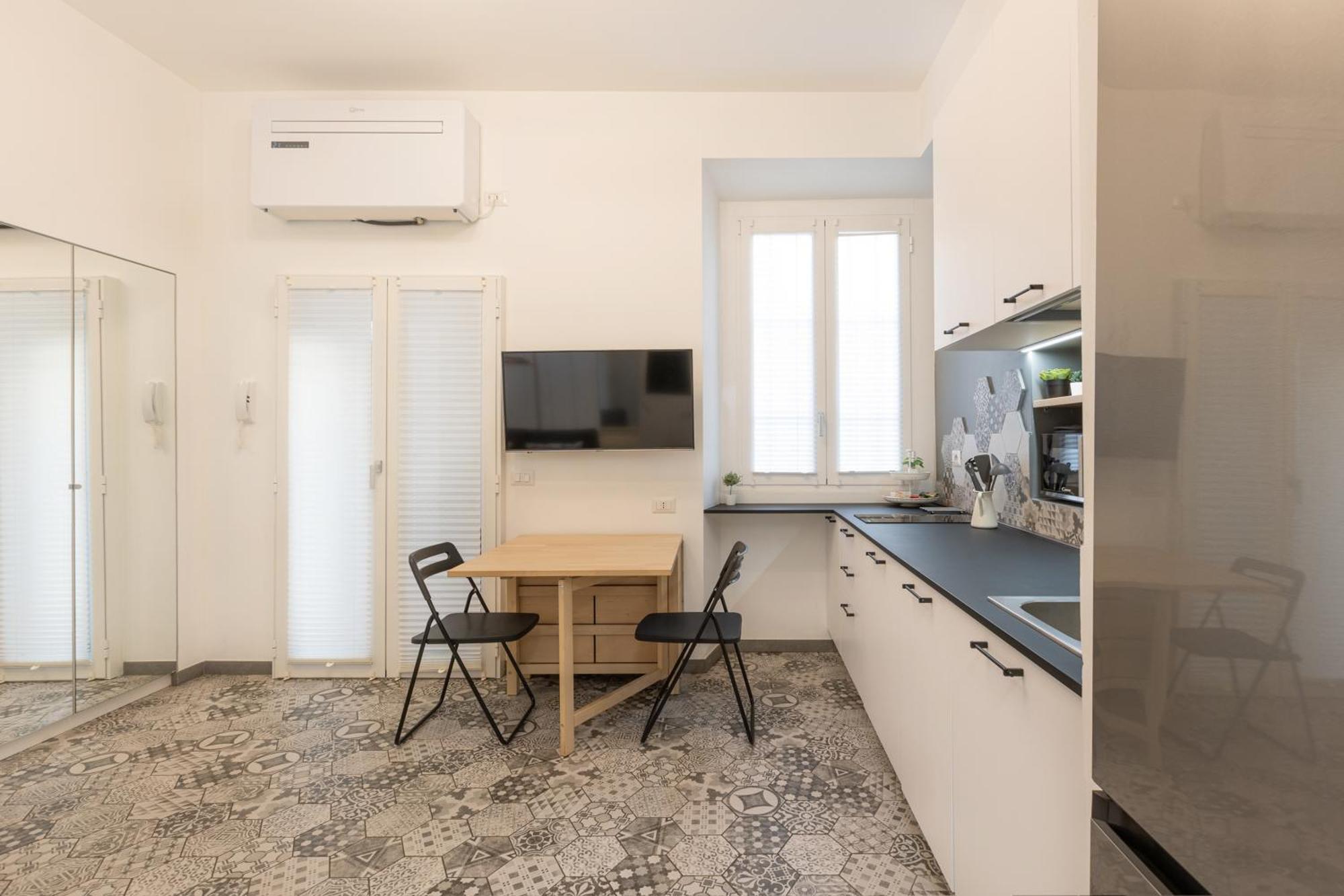 Apartamento Tiny & Tidy In The Key Area Of *
