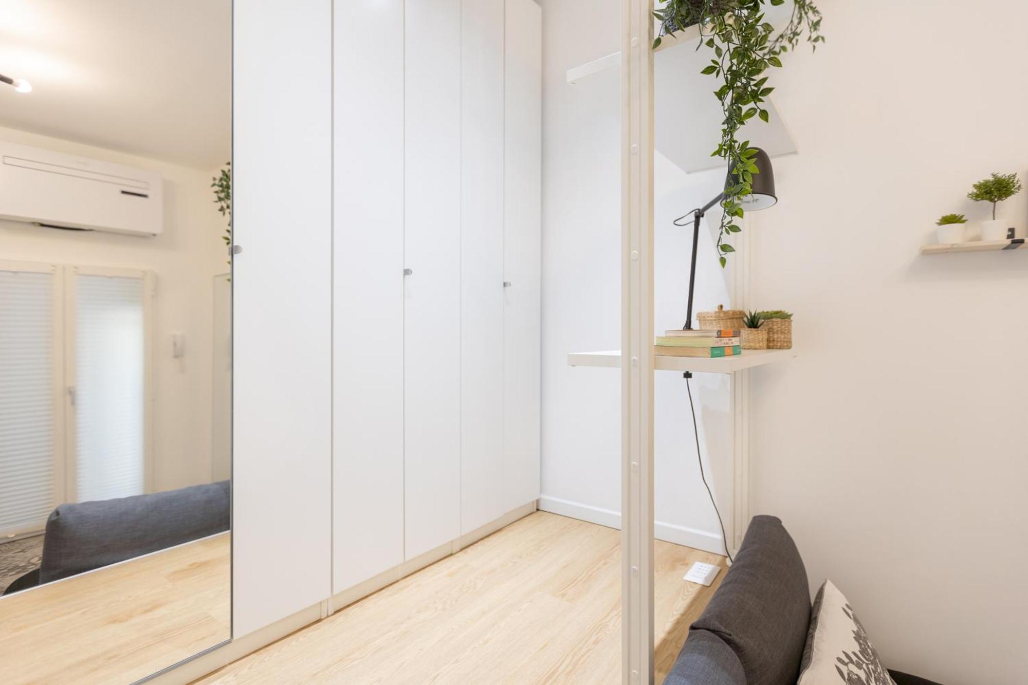 Tiny & Tidy In The Key Area Of Apartamento *